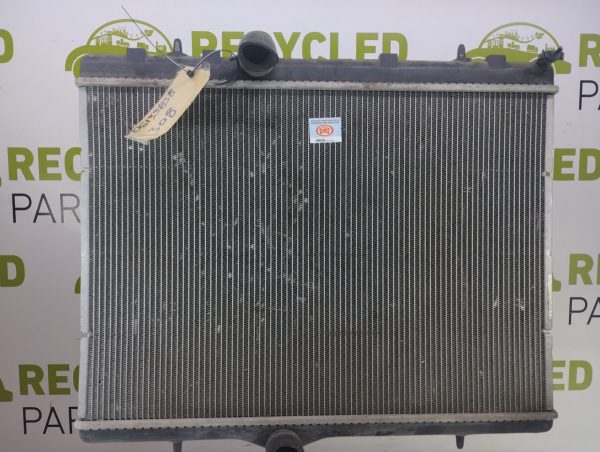 Radiador Peugeot 308 1.6 (06135858)