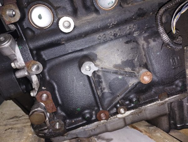 Motor Chevrolet Onix 1.4 8v (05672704) Detalle
