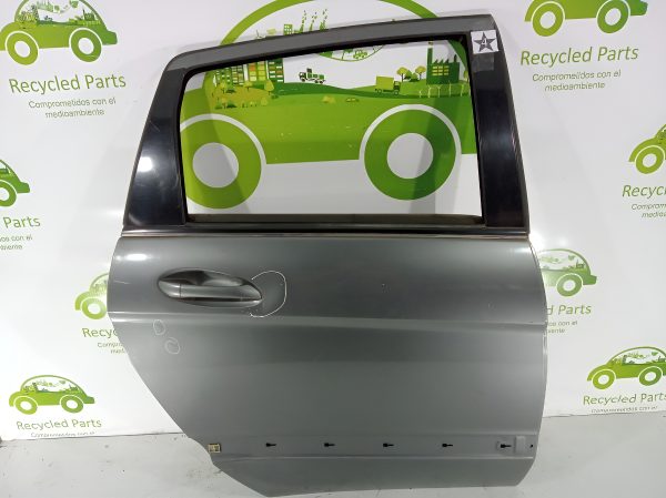 Puerta Trasera Derecha Mercedes Benz W245 (02959388)