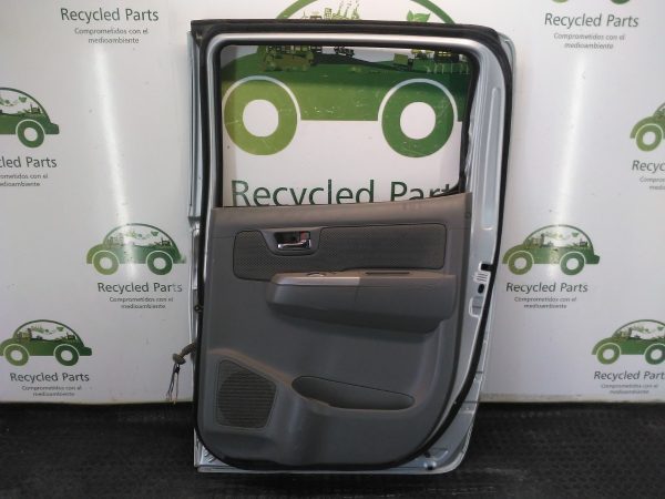 Puerta Trasera Derecha Toyota Hilux (03655506)