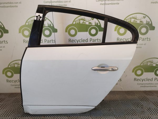 Puerta Trasera Izquierda Renault Fluence (05253188)