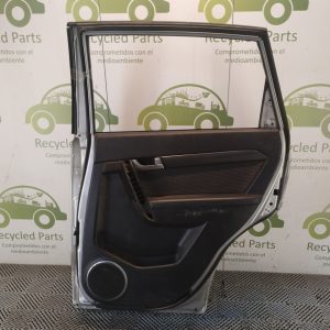 Puerta Trasera Derecha Chevrolet Captiva (06038077)