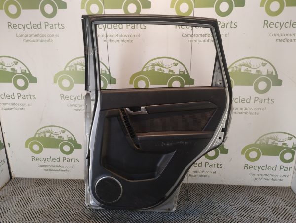 Puerta Trasera Derecha Chevrolet Captiva (06038077)