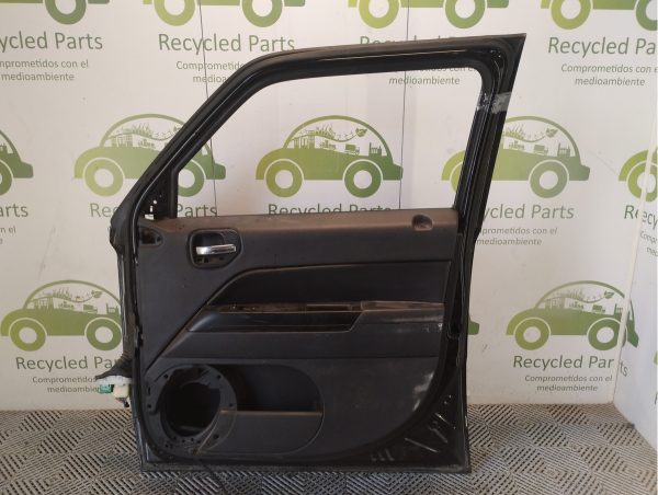 Puerta Delantera Derecha Jeep Patriot (05507414)
