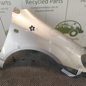 Guardabarro Derecho Toyota Corolla G9 (05779226)