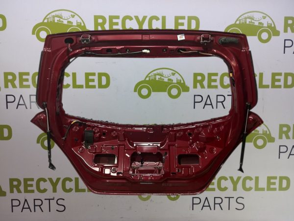 Porton Trasero Nissan Tiida (05572004) Lp