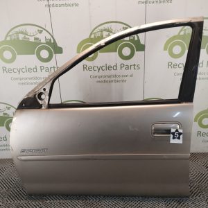 Puerta Delantera Izquierda Chevrolet Corsa (05840547)