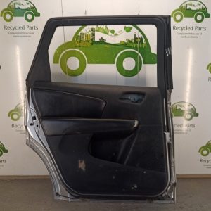 Puerta Trasera Izquierda Dodge Journey (04387426)