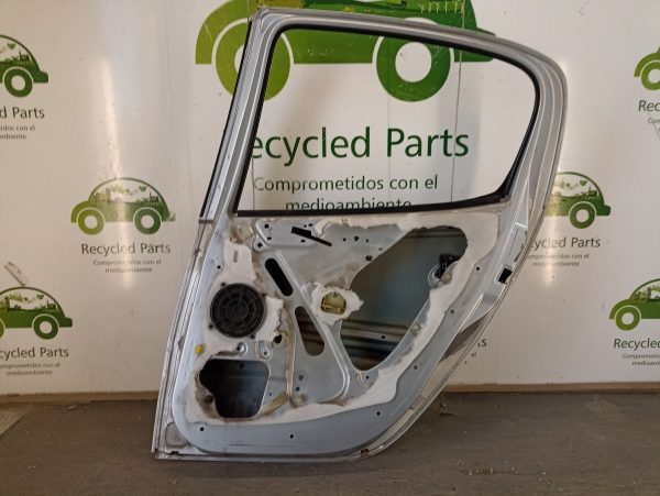 Puerta Trasera Derecha Peugeot 207 (04212748)