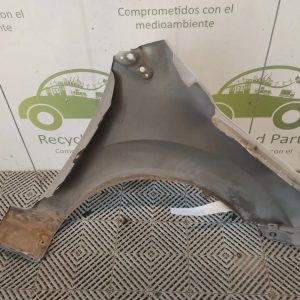 Guardabarro Izquierdo Ford Fiesta Max (aa00000282)