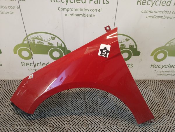 Guardabarro Izquierdo Ford Focus 3 (05669126)