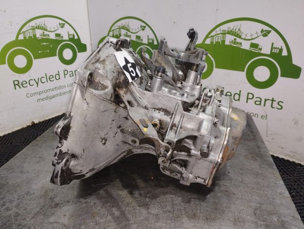 Caja De Velocidades Chevrolet Corsa 1.4 8v (05384802)
