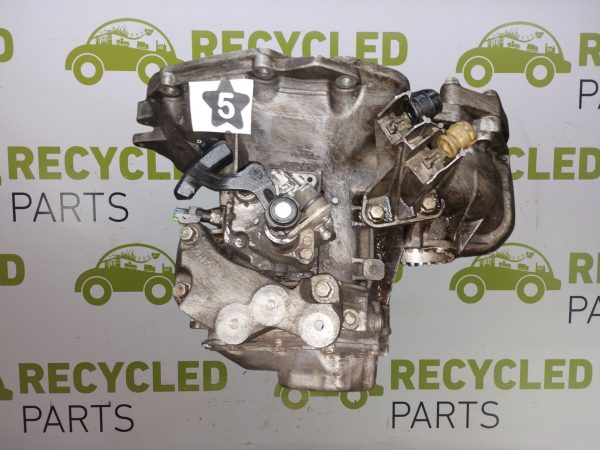 Caja De Velocidades Chevrolet Sonic 1.6 16v (06112226)