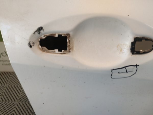Puerta Delantera Derecha Nissan Note (04688899)