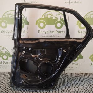 Puerta Trasera Derecha Vw Vento Lv (05235675)