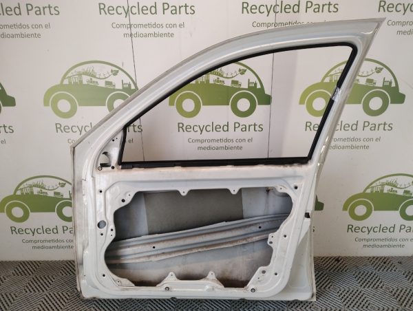 Puerta Delantera Derecha Vw Bora (05305862)