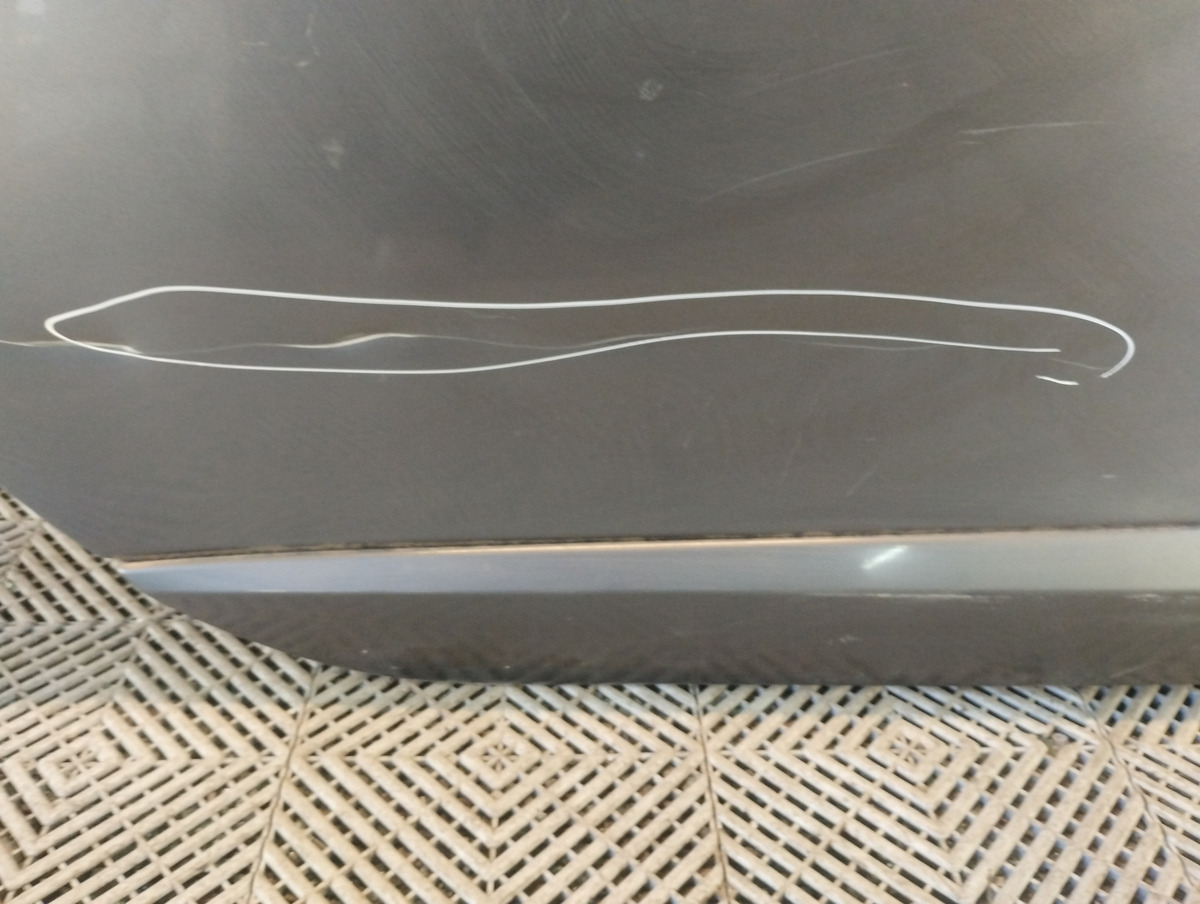 Puerta Trasera Derecha Renault Fluence (05569787)