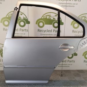 Puerta Trasera Izquierda Vw Bora (04786079)