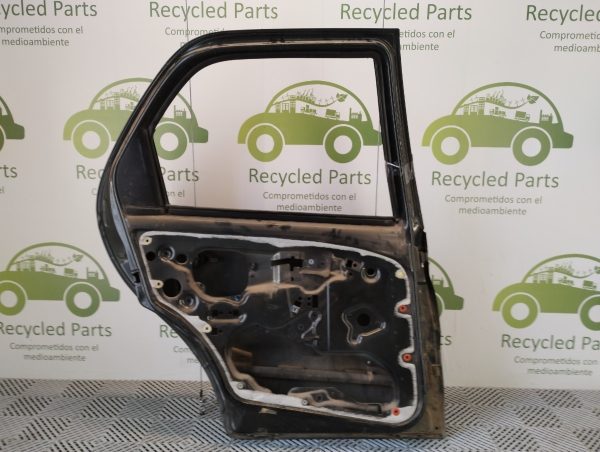 Puerta Trasera Izquierda Fiat Palio F3 (04681162)