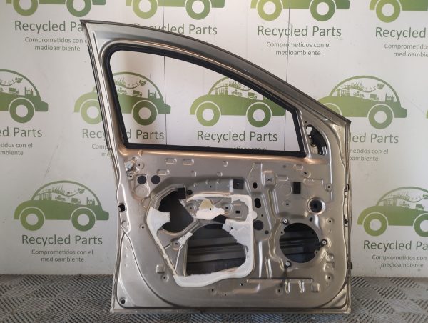 Puerta Delantera Izquierda Renault Sandero Ln (06413786)