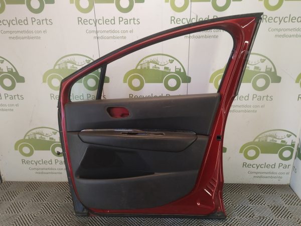 Puerta Delantera Derecha Peugeot 3008 (05996319)