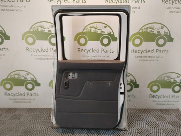 Puerta Trasera Derecha Nissan Frontier (05361955)
