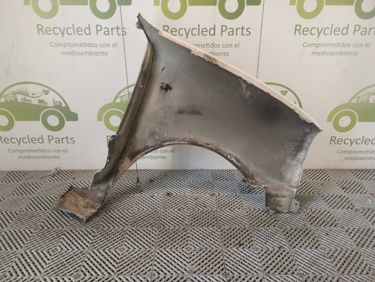 Guardabarro Izquierdo Renault Kangoo Lv (02815961)