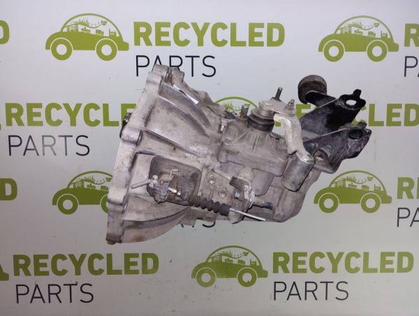 Caja De Velocidades Toyota Etios 1.5 16v (05683406)