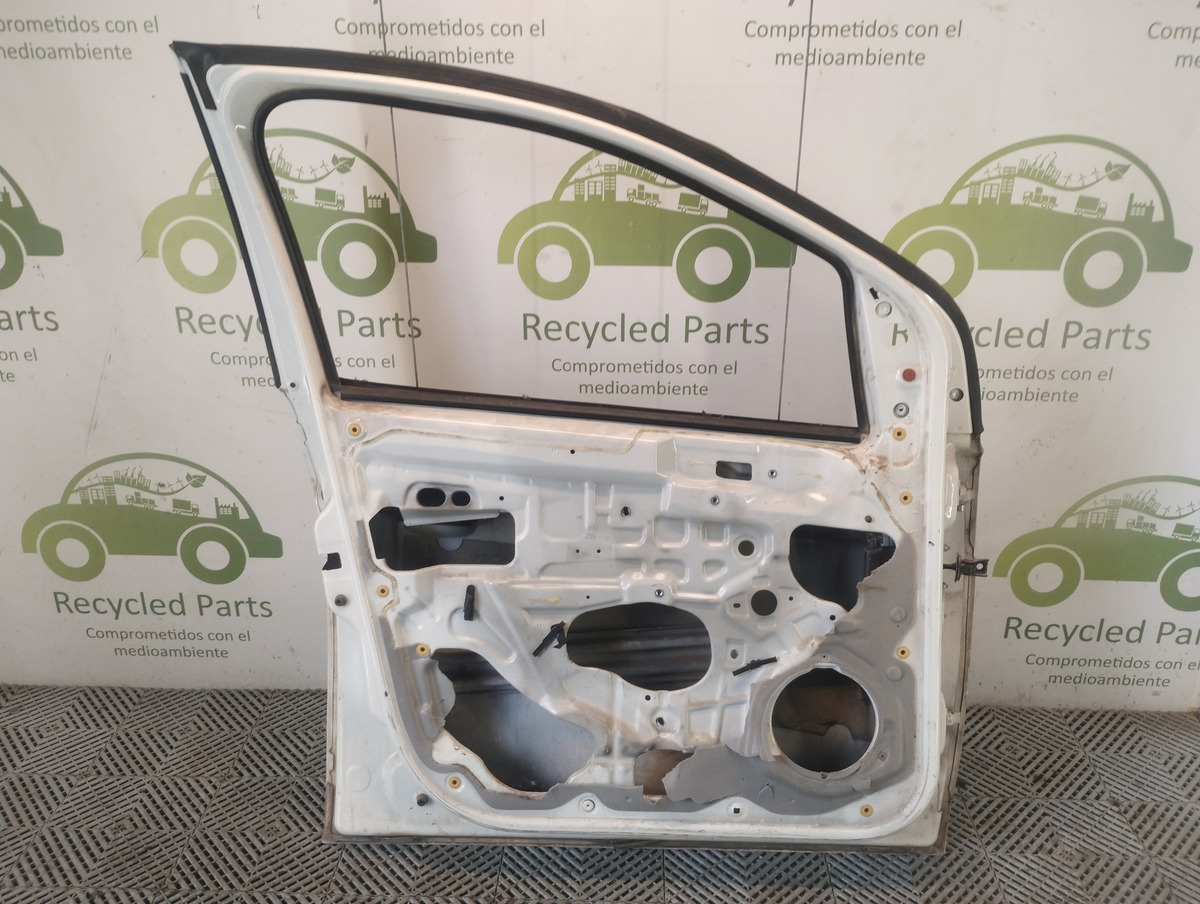 Puerta Delantera Izquierda Fiat Palio Novo (06691286)