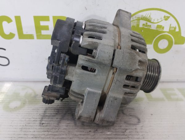 Alternador Toyota Hilux 3.0 (05707435)