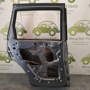 Puerta Trasera Izquierda Chrysler Pt Cruiser (05544441)