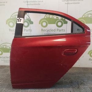 Puerta Trasera Izquierda Chevrolet Onix (05585843)
