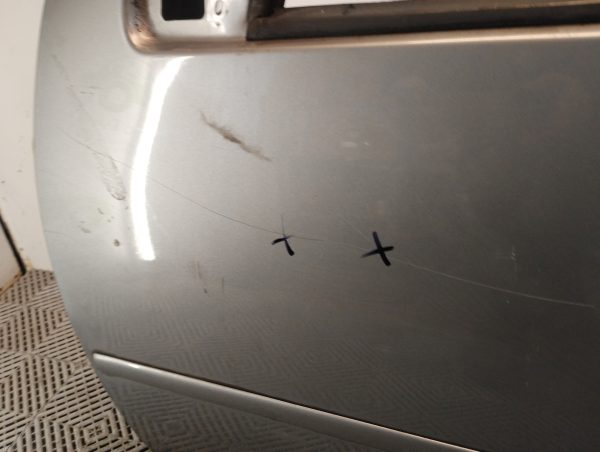 Puerta Delantera Izquierda Vw Golf Mk4 Mk5 (05381558)