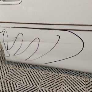 Puerta Delantera Derecha Chevrolet Corsa (04901871)