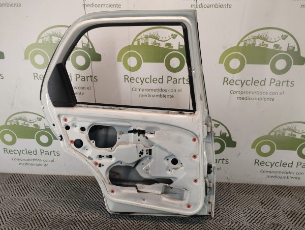 Puerta Trasera Izquierda Fiat Palio Adv F3 (05622044)