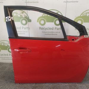 Puerta Delantera Derecha Peugeot 208 (06577355)
