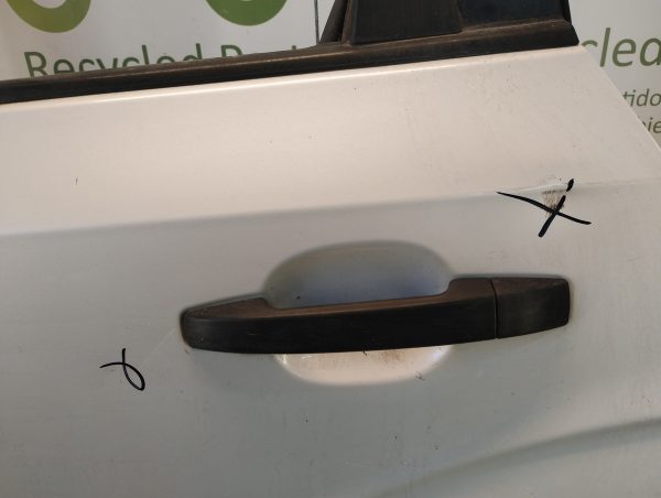 Puerta Trasera Izquierda Subaru Forester (04566010)