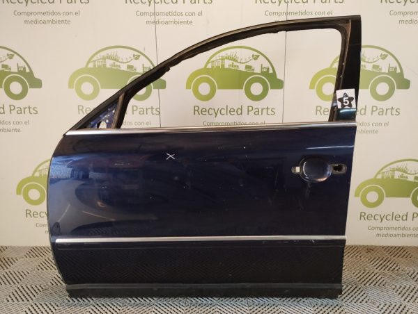 Puerta Delantera Izquierda Vw Passat B5 (04951121)