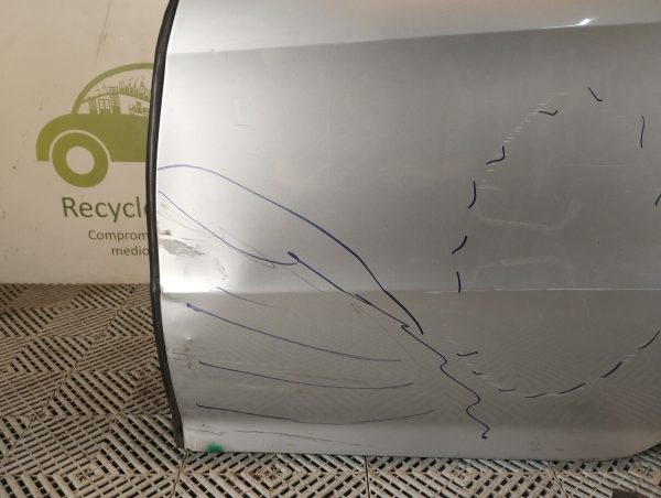 Puerta Trasera Izquierda Peugeot 308 (06437914)