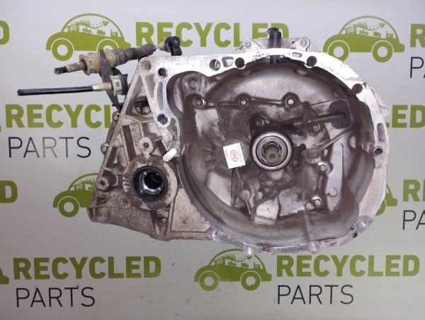 Caja De Velocidades Renault Nuevo Logan 1.6 16v (05263945)