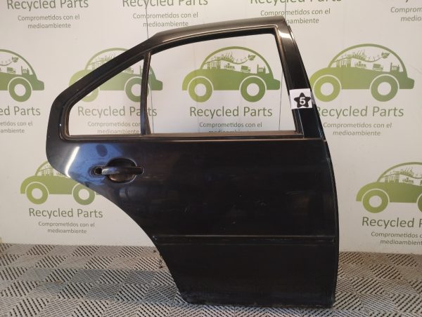 Puerta Trasera Derecha Vw Bora (05038215)