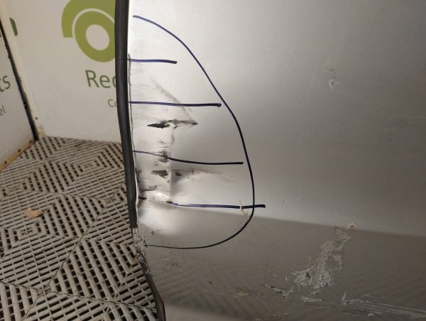 Puerta Trasera Izquierda Peugeot 408 (05819601)