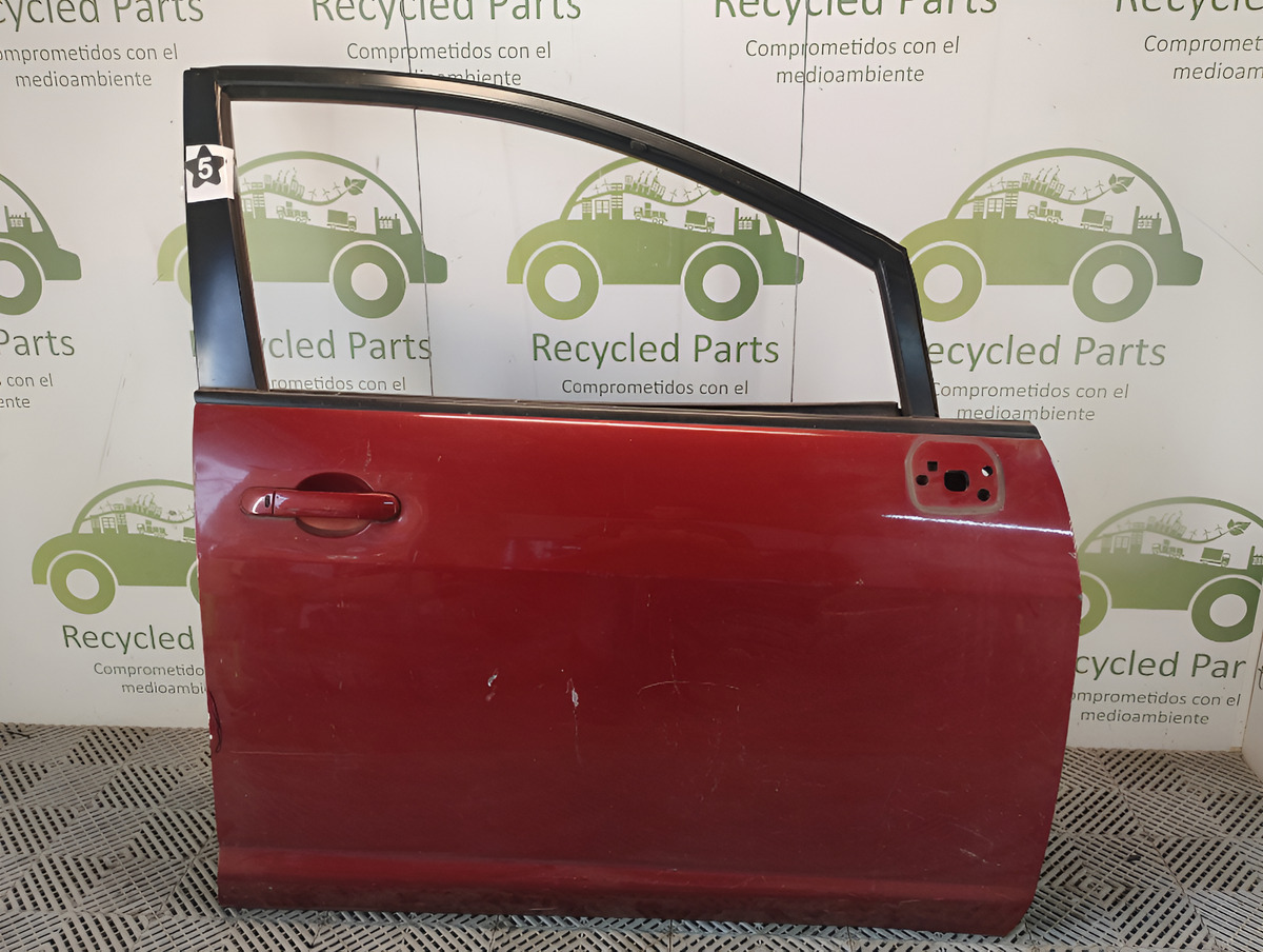 Puerta Delantera Derecha Nissan Tiida (05572002)