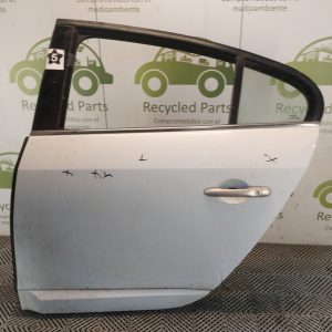 Puerta Trasera Izquierda Renault Fluence (06064049)