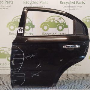 Puerta Trasera Izquierda Chevrolet Aveo (04705834)