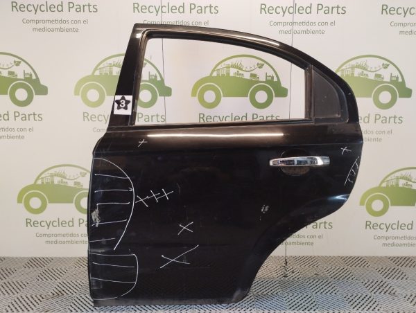 Puerta Trasera Izquierda Chevrolet Aveo (04705834)