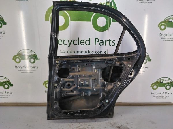 Puerta Trasera Derecha Hyundai Elantra (02727509)