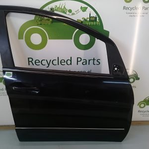 Puerta Delantera Derecha Mercedes Benz B180 (03194272)