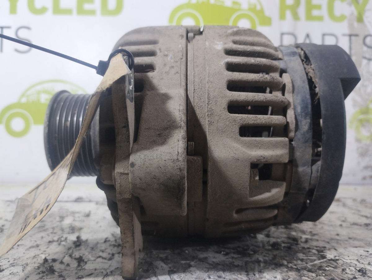 Alternador Toyota Hilux 3.0 (06537101)