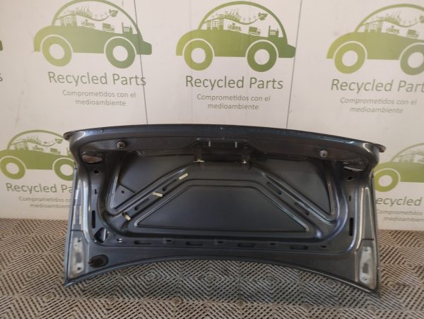 Tapa De Baul Vw Vento Lv (05710611)